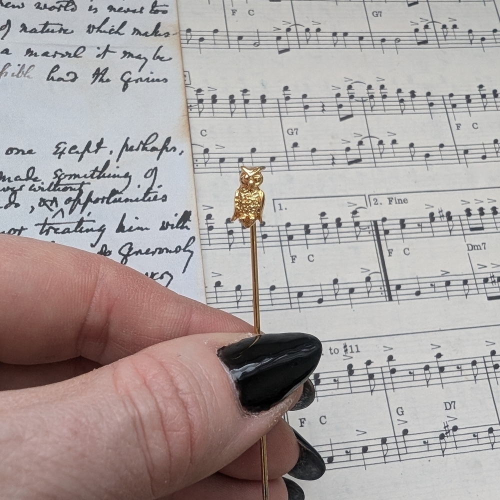 Gold Owl Stick Pin - Picture 3 of 6